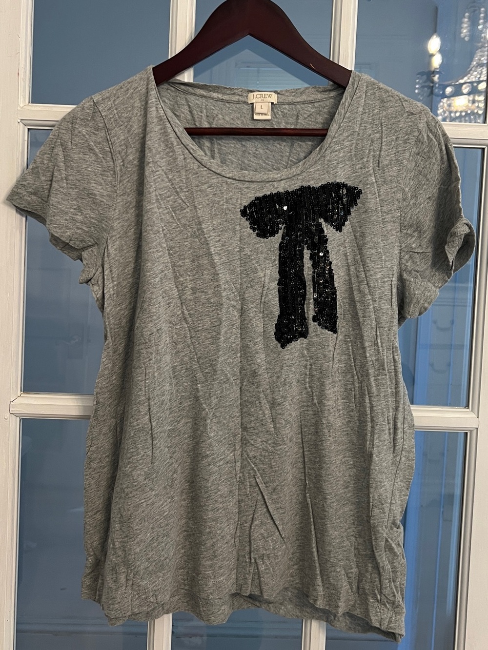 J. CREW Womenโs Sequin Bow Graphic Tee Gray Balletcore Holiday Vintage Size L